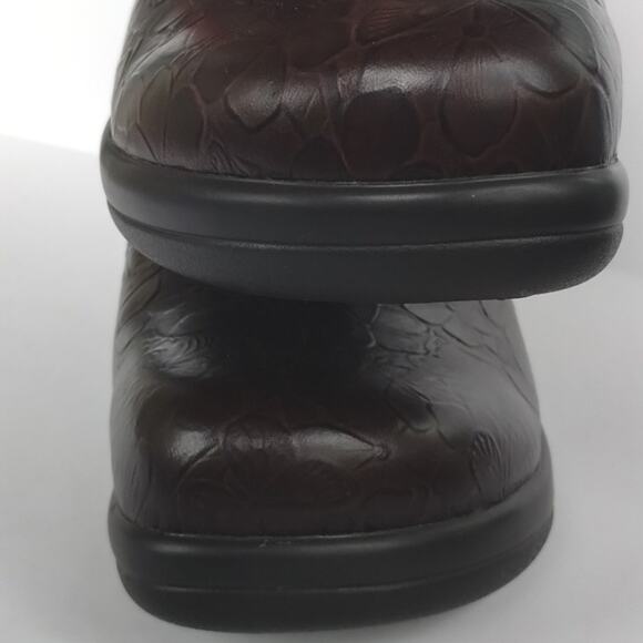 Alegria NEW Keli Flutter Choco Brown Floral Tooled Leather Professional Clog 42 - Picture 10 of 14